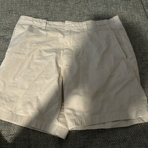 32” vineyard vines khakis worn once